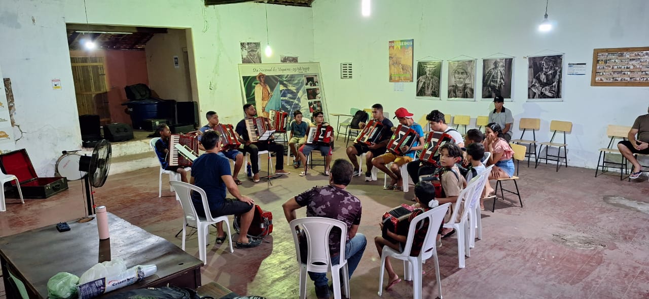 Associação dos Vaqueiros inicias aulas do projeto 